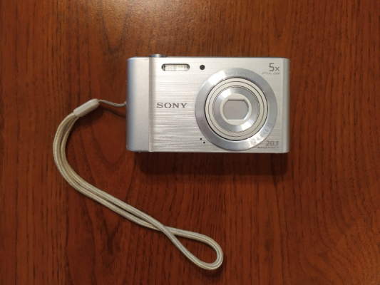 Prodám digitální fotoaparát Sony DSC-W800S