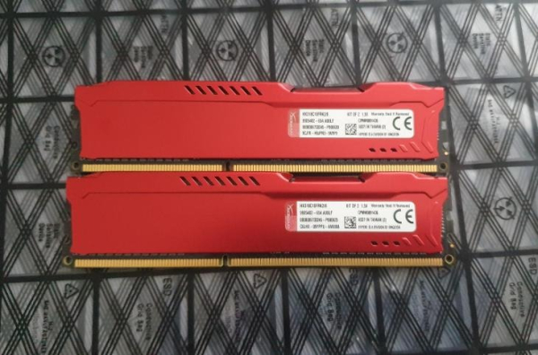 Kingston HyperX Fury Red DDR3 8GB (2x4GB)